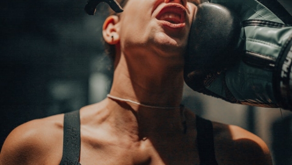 Λευκή Πετσέτα